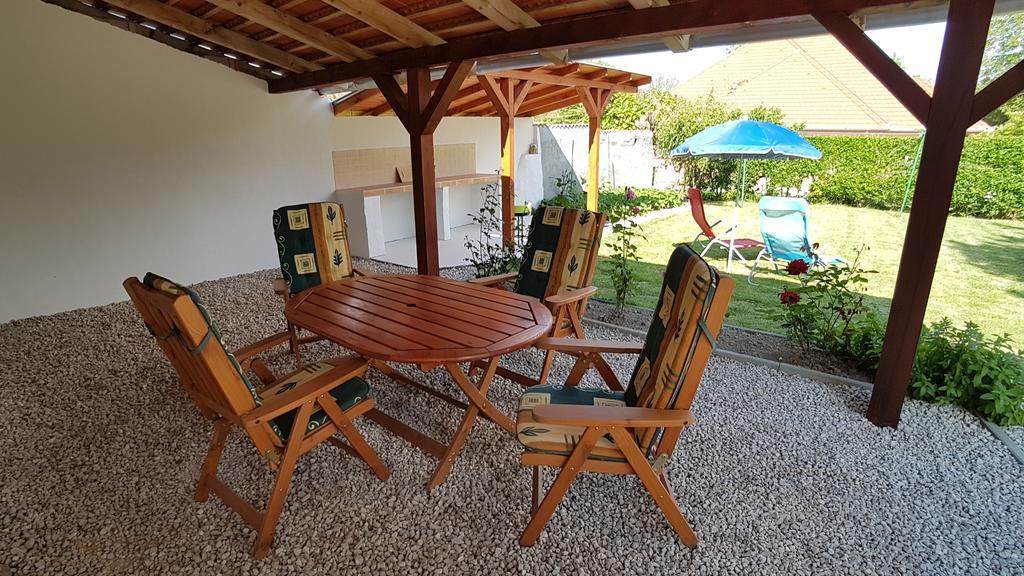 Villa Nora Hévíz Exterior foto