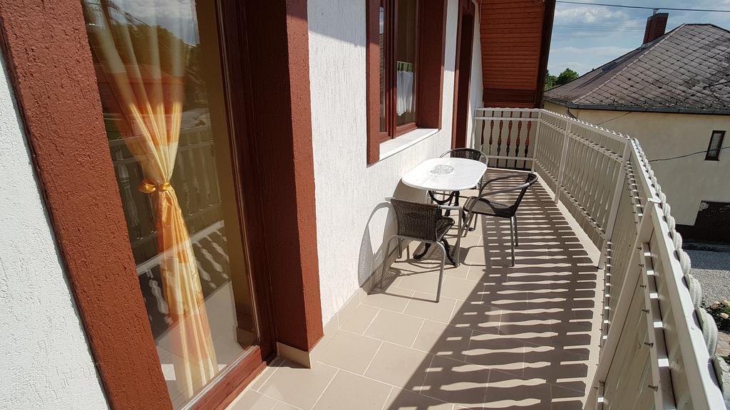 Villa Nora Hévíz Exterior foto